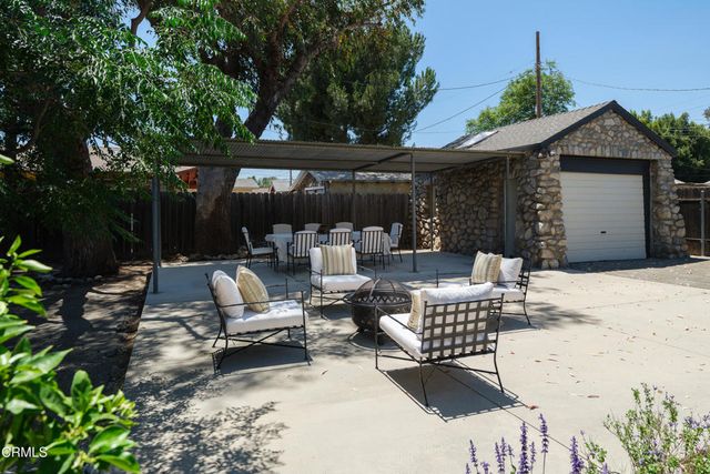 10107 Stonehurst Avenue, Los Angeles, CA 91352