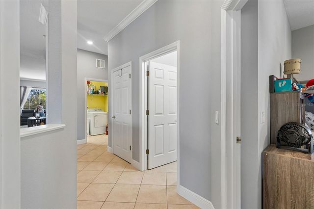 8235 MIRAMAR WAY, Lakewood Ranch, FL 34202
