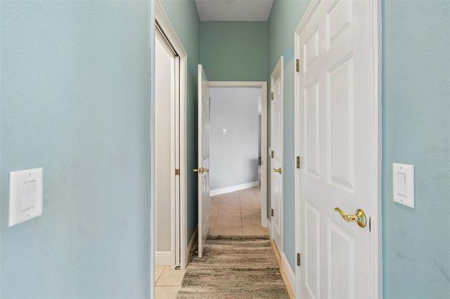 8235 MIRAMAR WAY, Lakewood Ranch, FL 34202