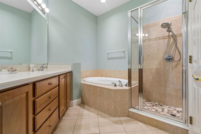 8235 MIRAMAR WAY, Lakewood Ranch, FL 34202