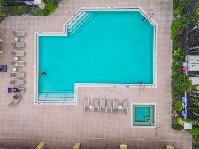 8235 MIRAMAR WAY, Lakewood Ranch, FL 34202