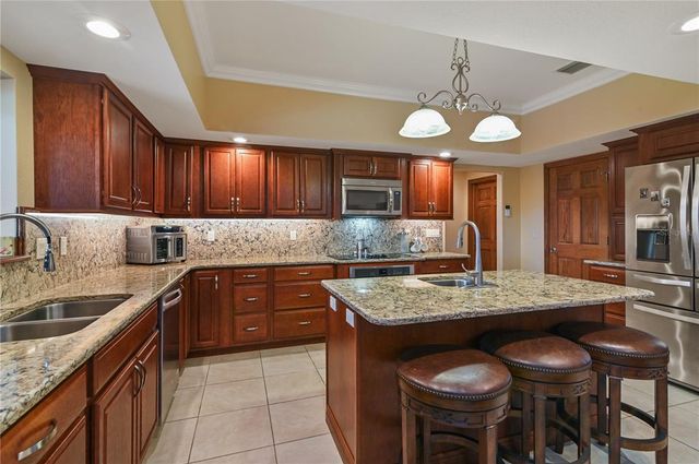 3933 MAMMOTH GROVE ROAD, Lake Wales, FL 33898