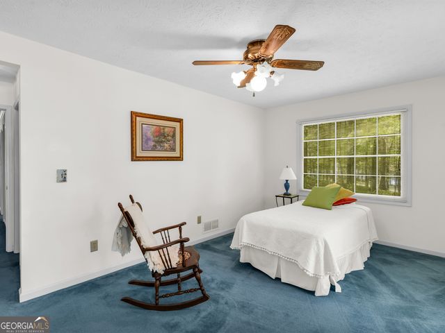 136 Darwish Drive, Mcdonough, GA 30252