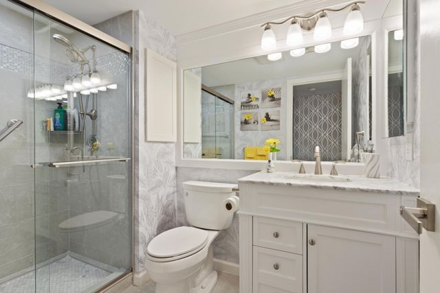 345 Place Ln 345, Woburn, MA 01801