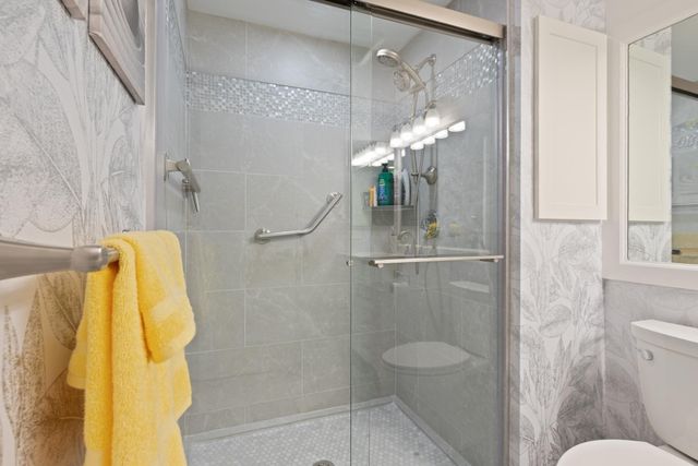 345 Place Ln 345, Woburn, MA 01801