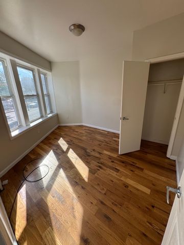 1873 Stratford Avenue 11, Bridgeport, CT 06607