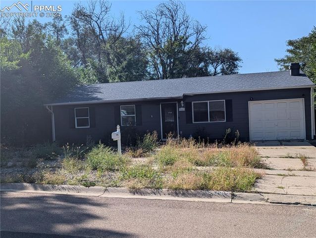 2807 Hayman Terrace, Colorado Springs, CO 80910