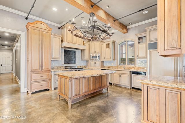 101 Tortola Lane, Youngsville, LA 70592