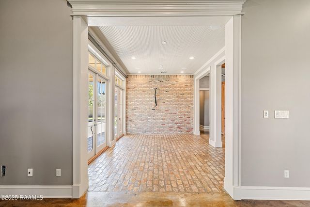 101 Tortola Lane, Youngsville, LA 70592