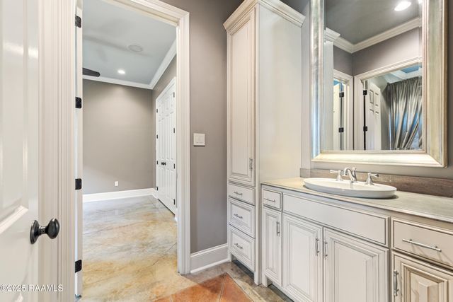 101 Tortola Lane, Youngsville, LA 70592