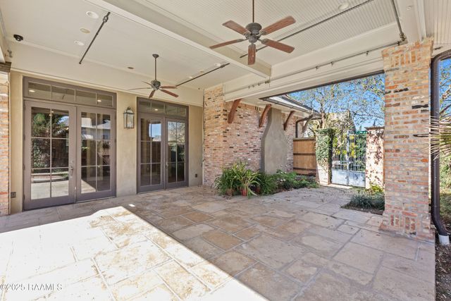 101 Tortola Lane, Youngsville, LA 70592