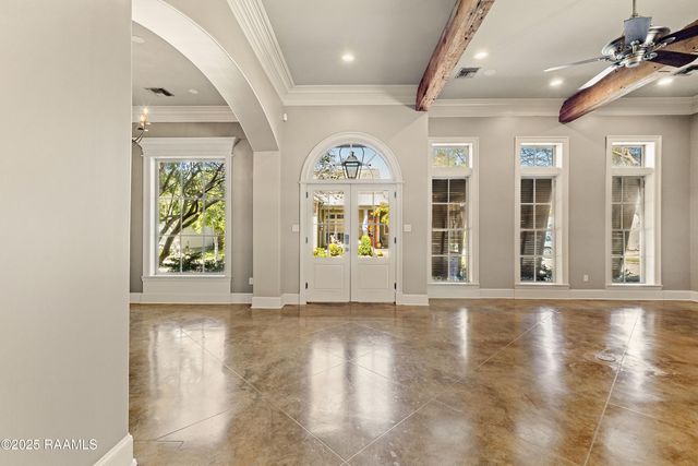 101 Tortola Lane, Youngsville, LA 70592