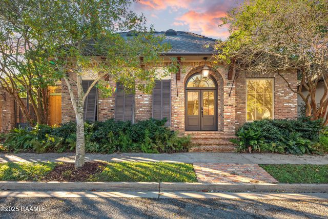 101 Tortola Lane, Youngsville, LA 70592