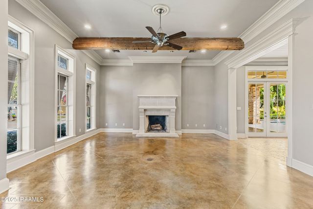 101 Tortola Lane, Youngsville, LA 70592