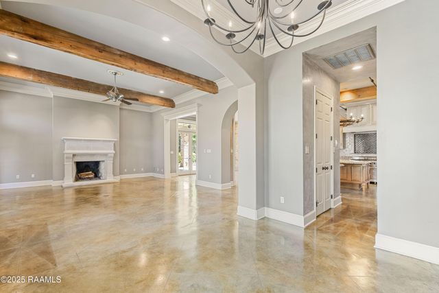 101 Tortola Lane, Youngsville, LA 70592