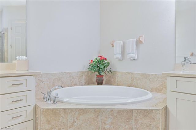 10251 Glastonbury CIR 201, Fort Myers, FL 33913