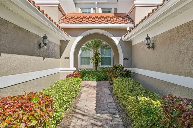10251 Glastonbury CIR 201, Fort Myers, FL 33913