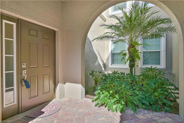 10251 Glastonbury CIR 201, Fort Myers, FL 33913