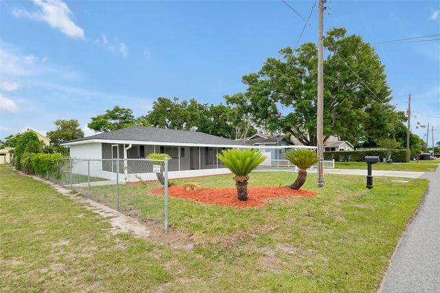 825 NW AVENUE Y AVENUE NW, Winter Haven, FL 33881
