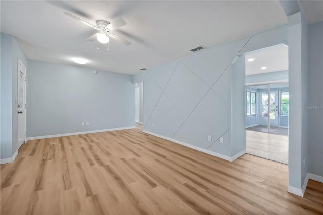 825 NW AVENUE Y AVENUE NW, Winter Haven, FL 33881