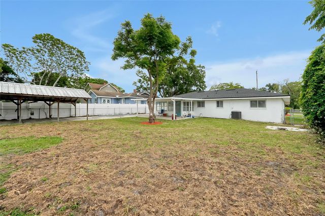 825 NW AVENUE Y AVENUE NW, Winter Haven, FL 33881