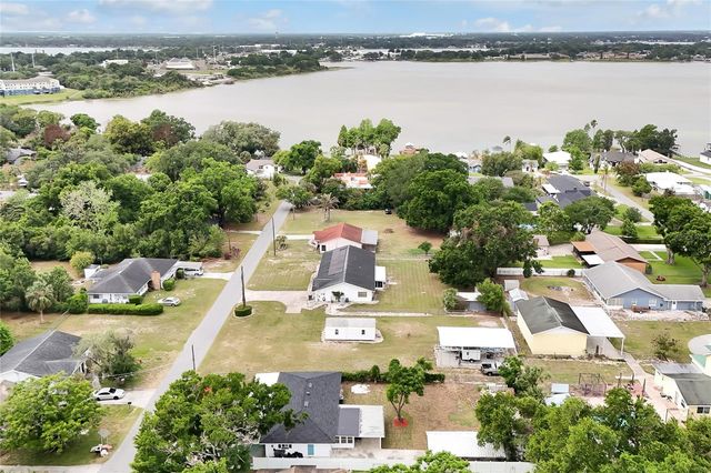 825 NW AVENUE Y AVENUE NW, Winter Haven, FL 33881