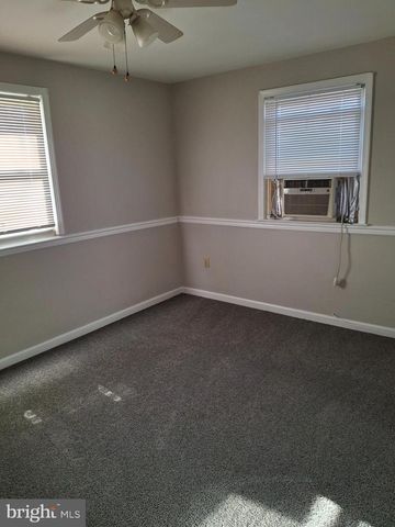 413 10TH AVE, Lindenwold, NJ 08021