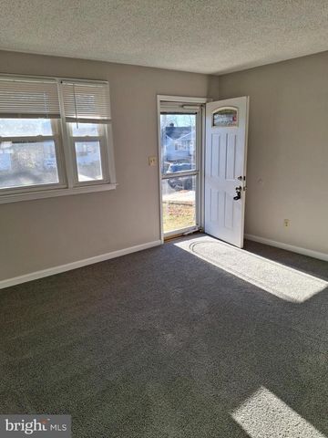 413 10TH AVE, Lindenwold, NJ 08021