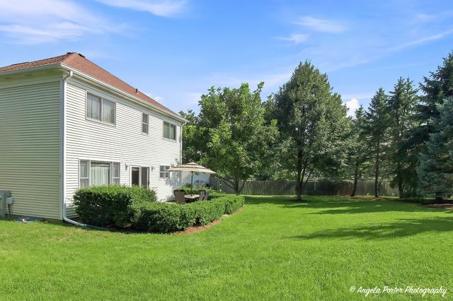 872 Harvest Court, Antioch, IL 60002