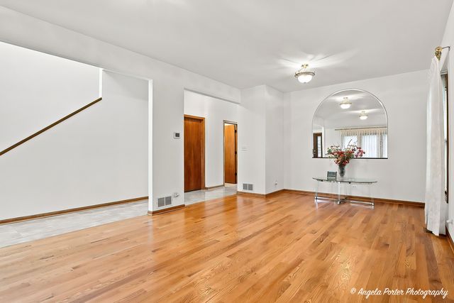 872 Harvest Court, Antioch, IL 60002
