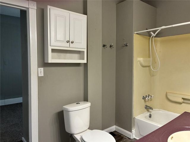 3221 Mitchell Avenue, St Joseph, MO 64507