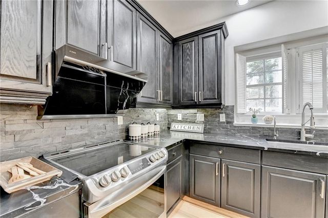 710 Catamount Way SW, Lilburn, GA 30047