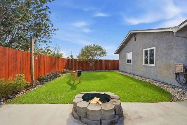 13323 Appaloosa Drive, Lakeside, CA 92040