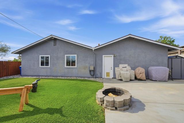 13323 Appaloosa Drive, Lakeside, CA 92040