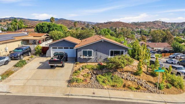 13323 Appaloosa Drive, Lakeside, CA 92040