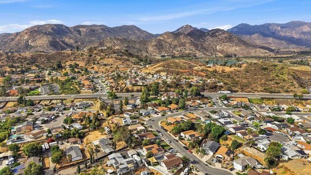 13323 Appaloosa Drive, Lakeside, CA 92040