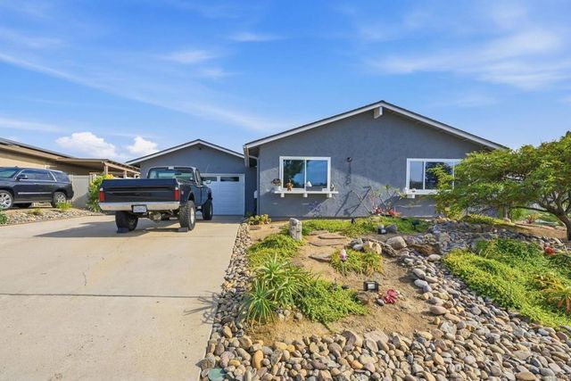 13323 Appaloosa Drive, Lakeside, CA 92040