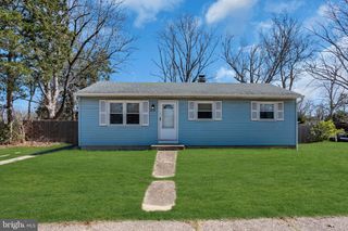 215 SCAMMELL DR, Browns Mills, NJ 08015