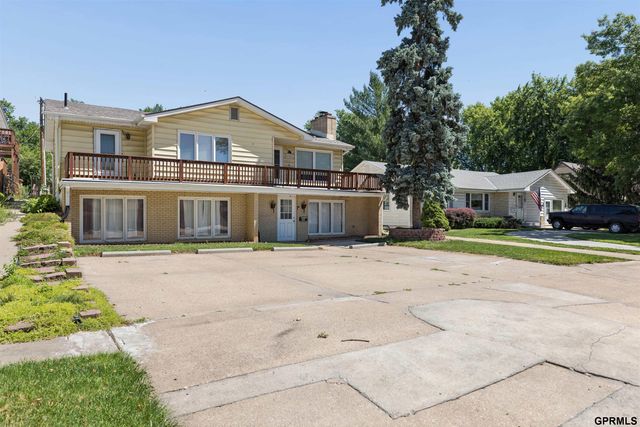 608 W Mission Avenue, Bellevue, NE 68005