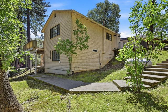 2440 Pleasant Valley Rd, Placerville, CA 95667