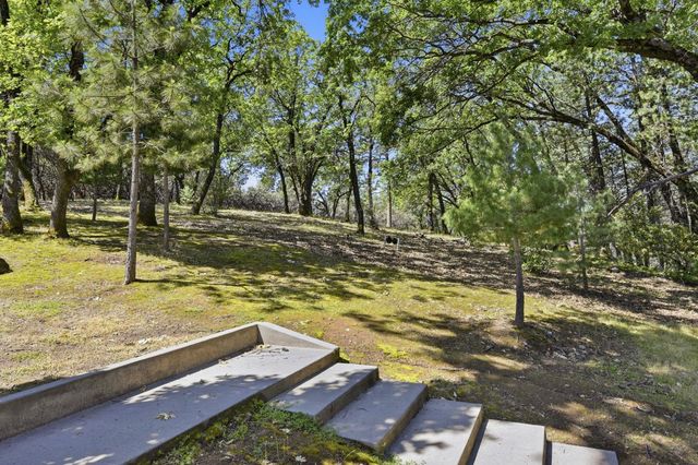 2440 Pleasant Valley Rd, Placerville, CA 95667