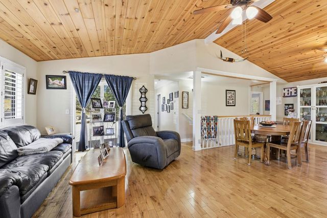 2440 Pleasant Valley Rd, Placerville, CA 95667