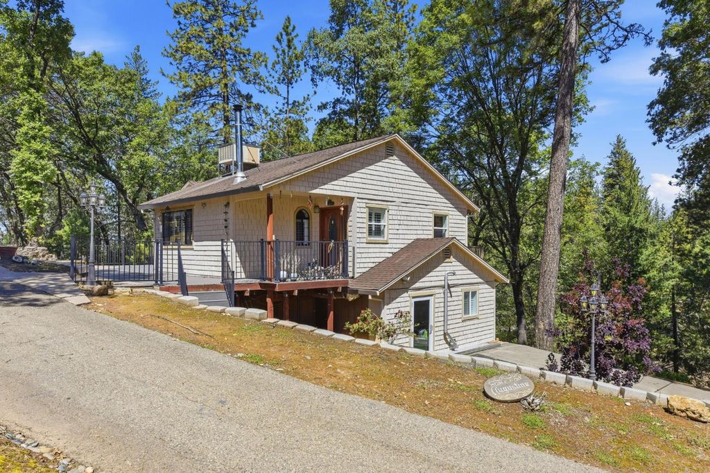2440 Pleasant Valley Rd, Placerville, CA 95667