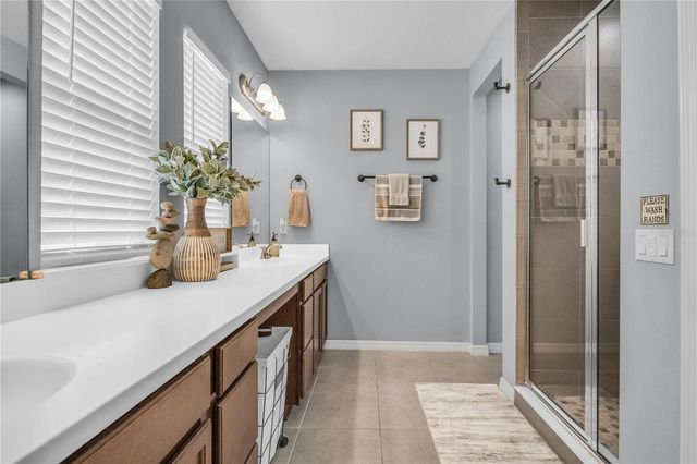 7238 MILESTONE DRIVE, Apollo Beach, FL 33572