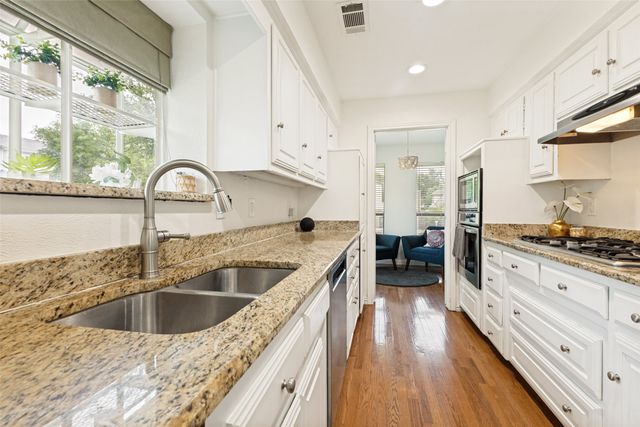 7757 Goforth Circle, Dallas, TX 75238