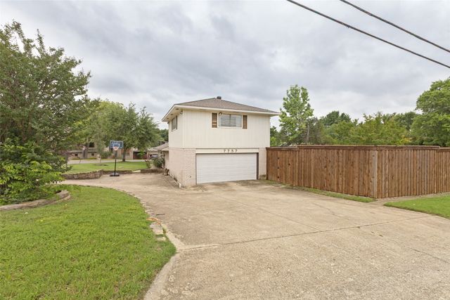 7757 Goforth Circle, Dallas, TX 75238