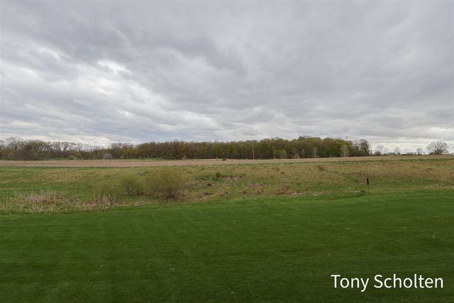 3352 Golden Eagle Way 47, Hudsonville, MI 49426
