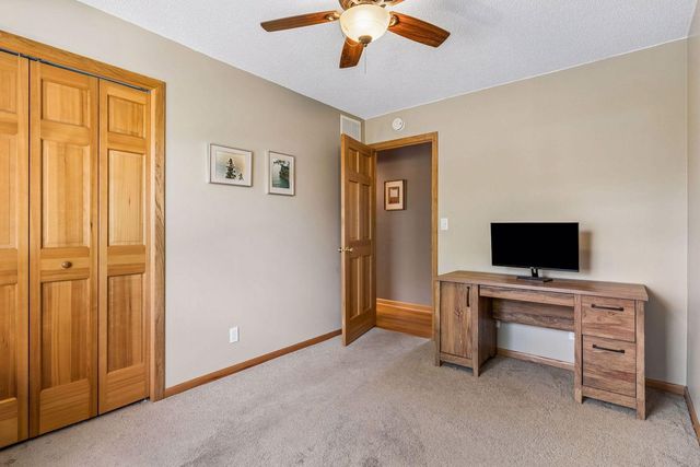 14240 Green View Court, Eden Prairie, MN 55346