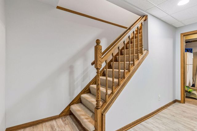 14240 Green View Court, Eden Prairie, MN 55346