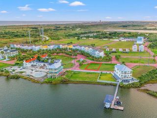 3526 Hudson Court, Galveston, TX 77554